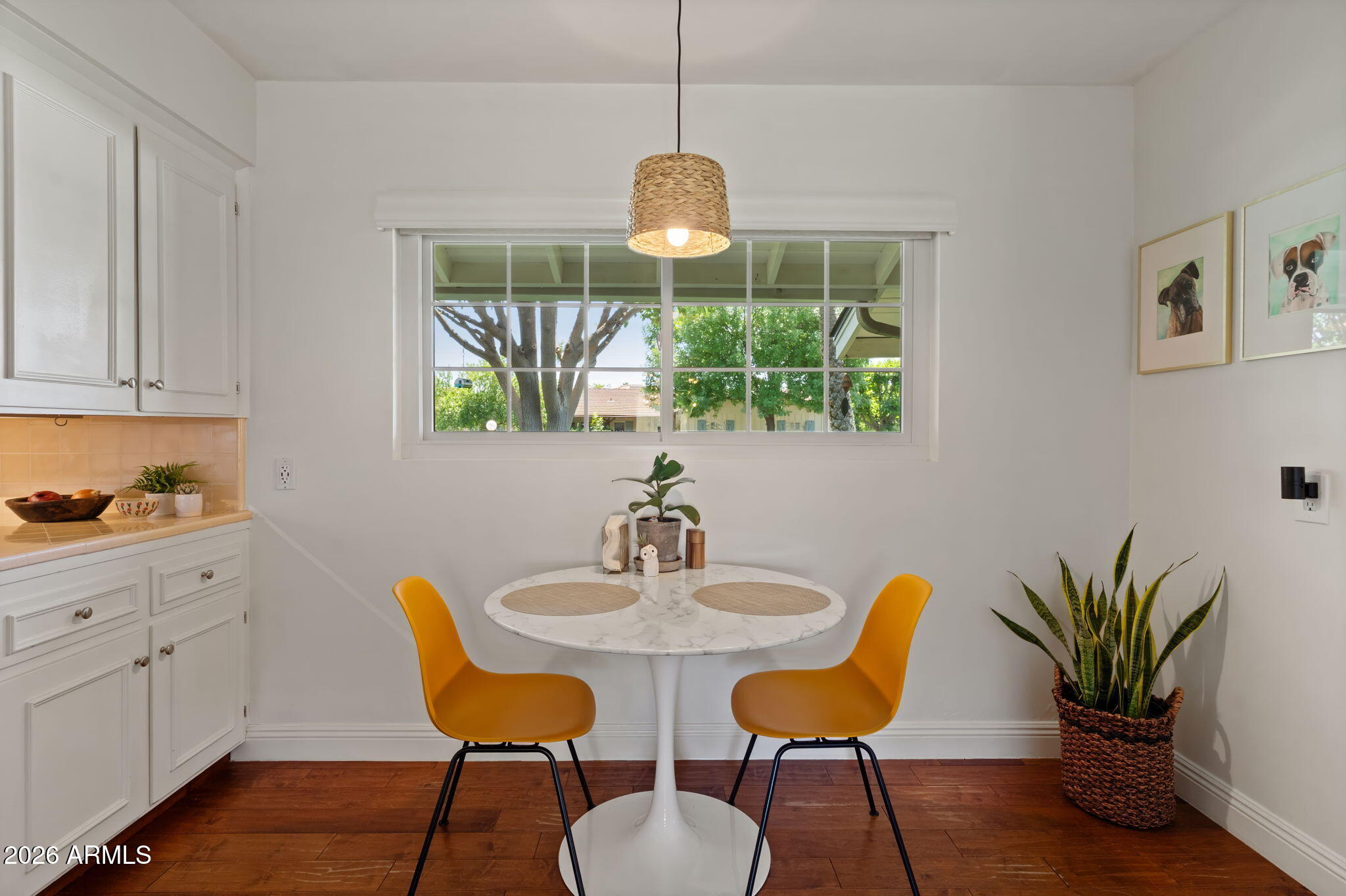 222 E HAYWARD Avenue
