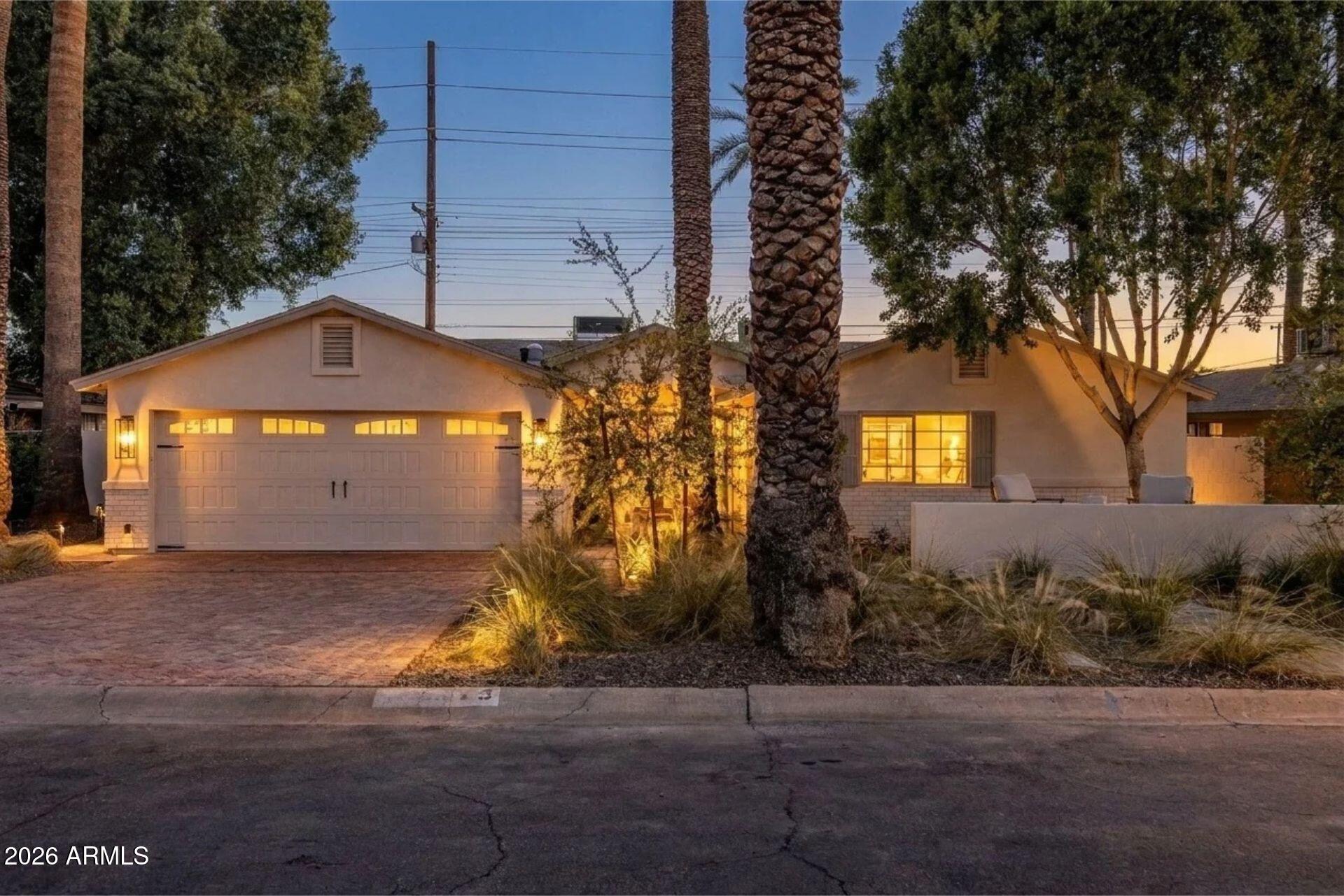 4713 E CALLE REDONDA