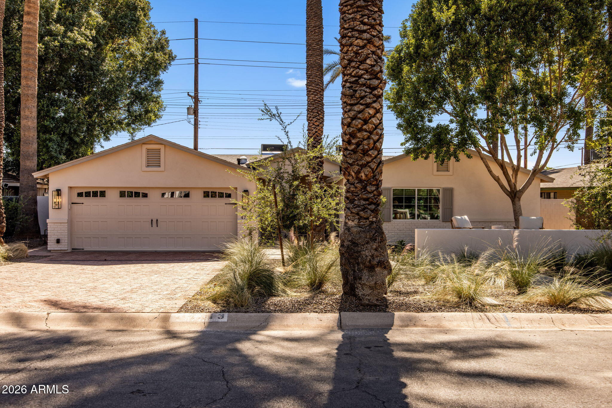 4713 E CALLE REDONDA