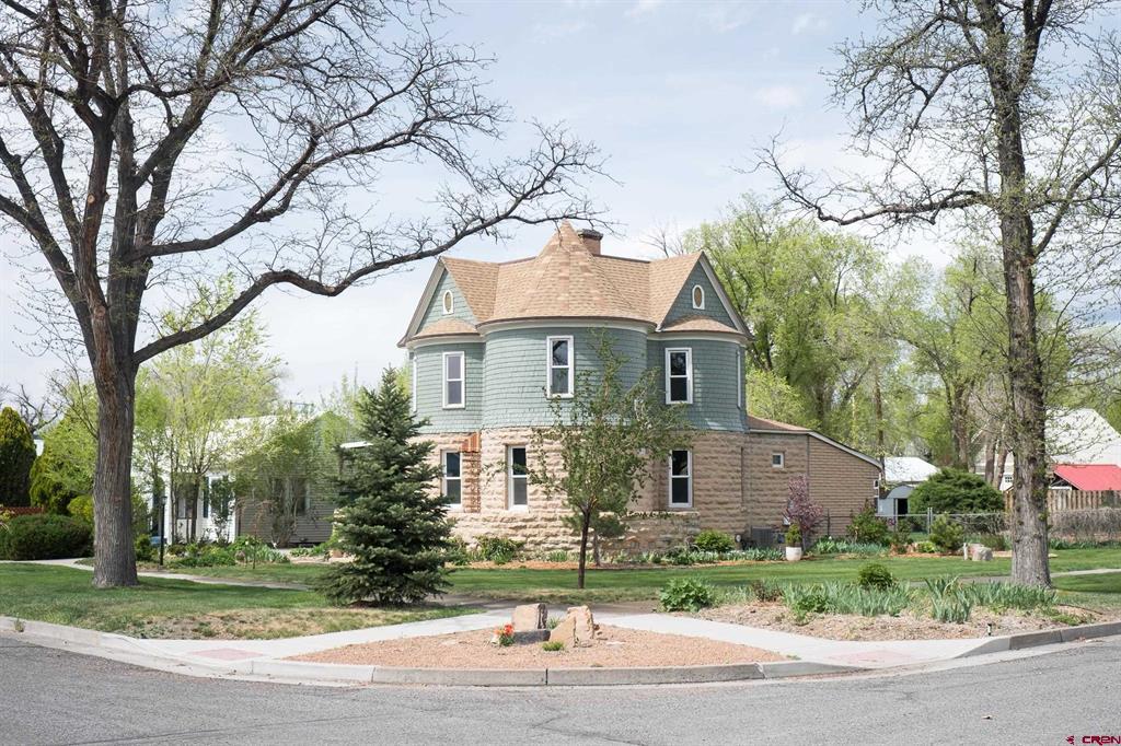 502 N Mesa Avenue