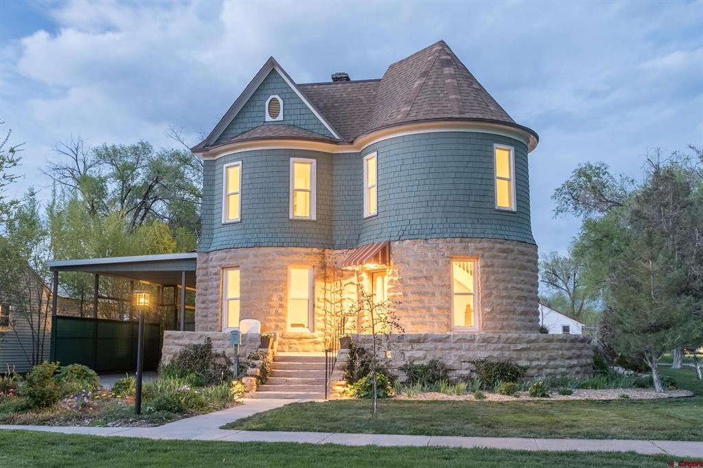 502 N Mesa Avenue