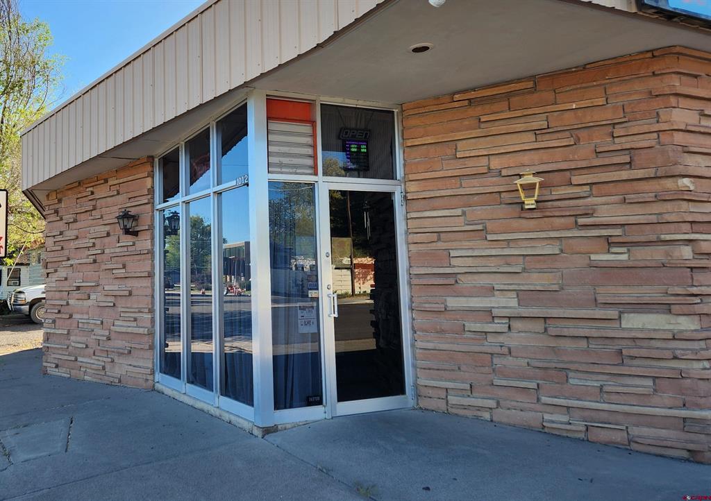 1012 E Main Street