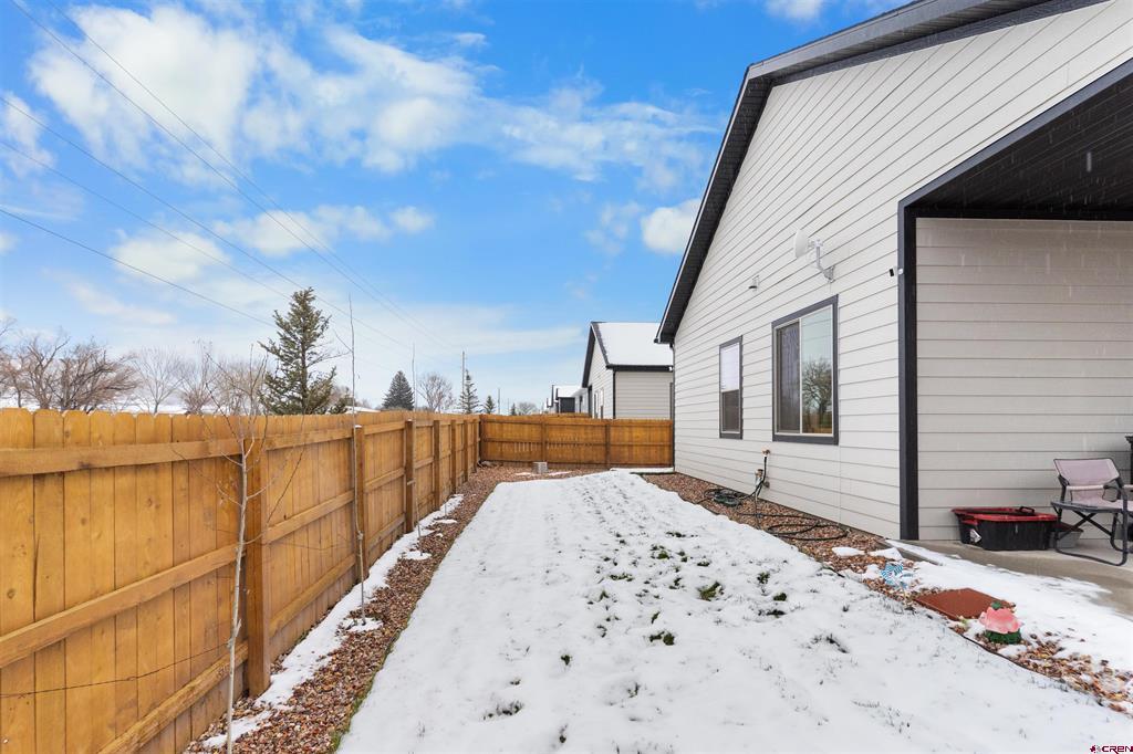 1507 Magpie Gulch Street