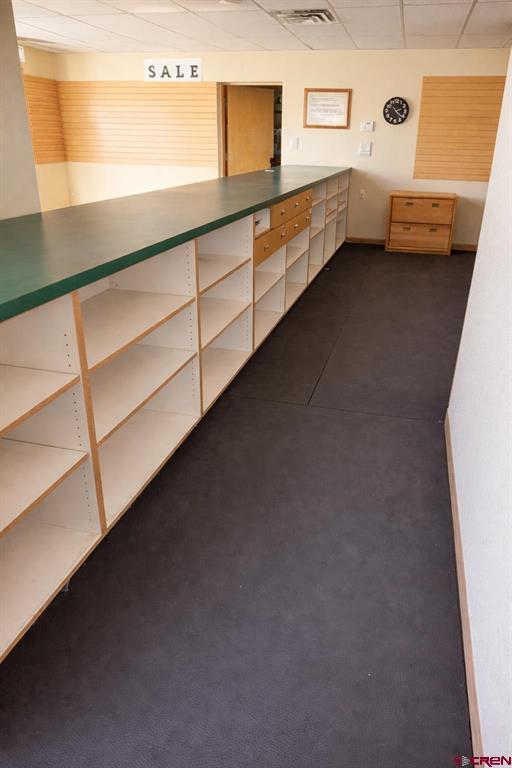 239 N 9th Street Unit: First Floor