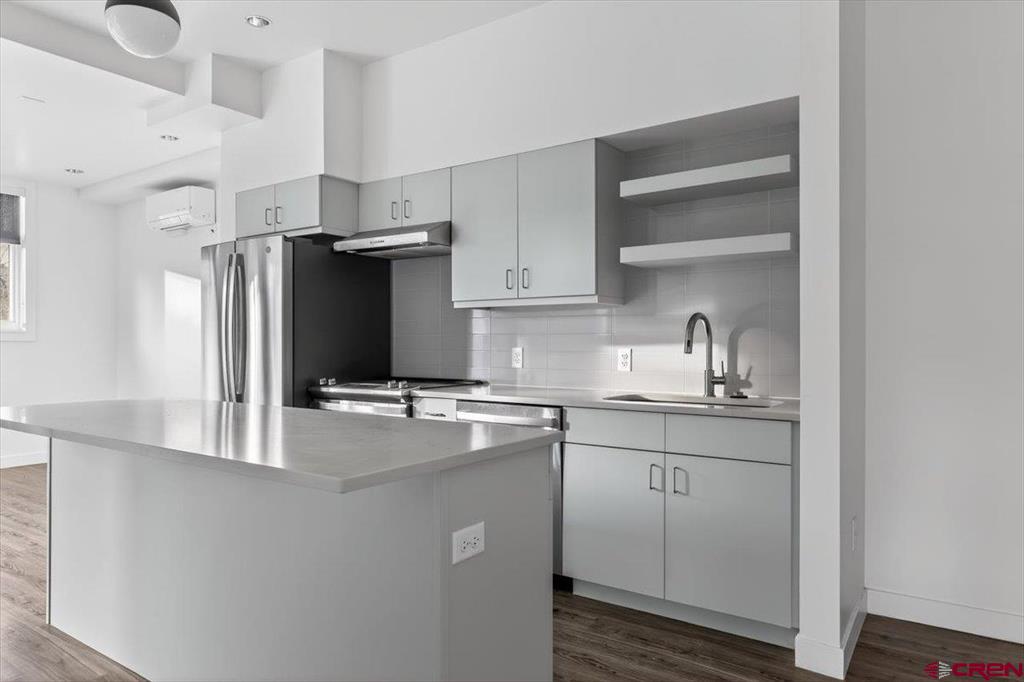 185 N Lena Street Unit: Condo "D"