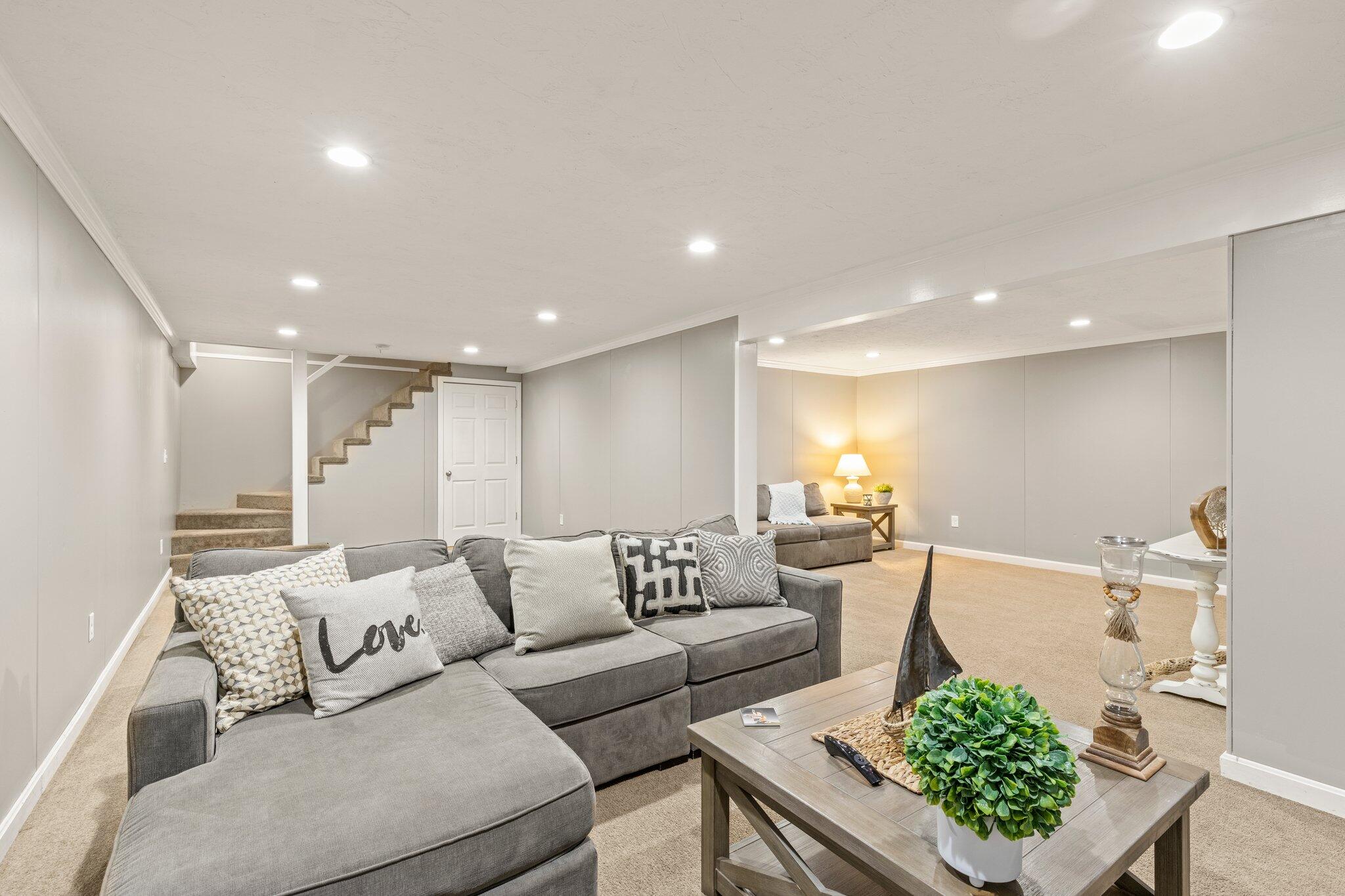 36 Chartwell Drive