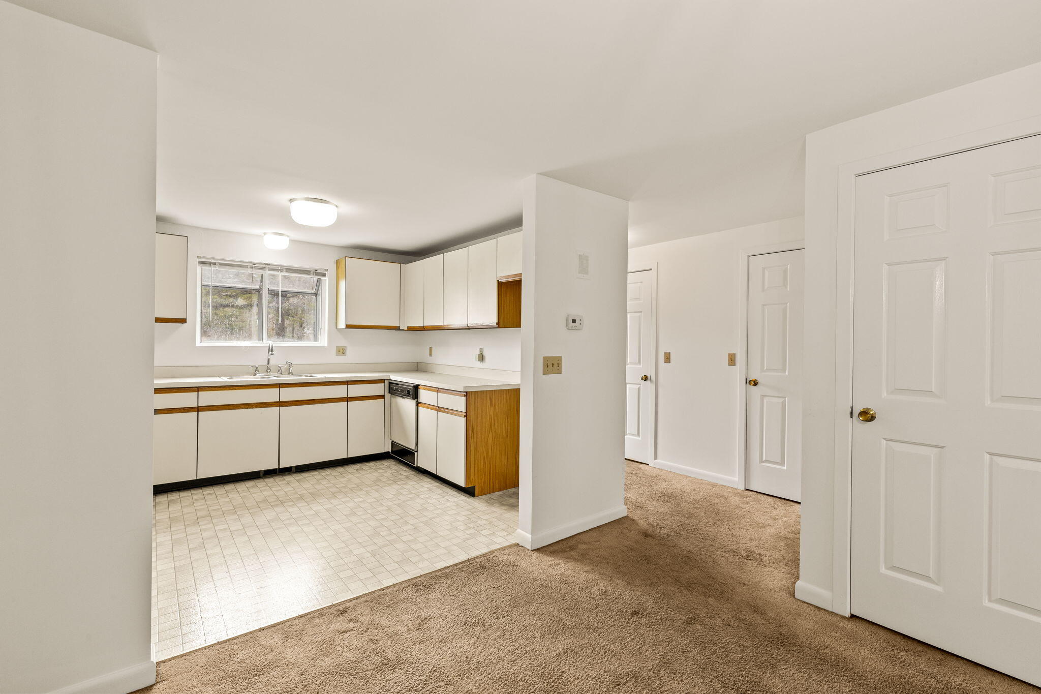 137 Shellback Way # U