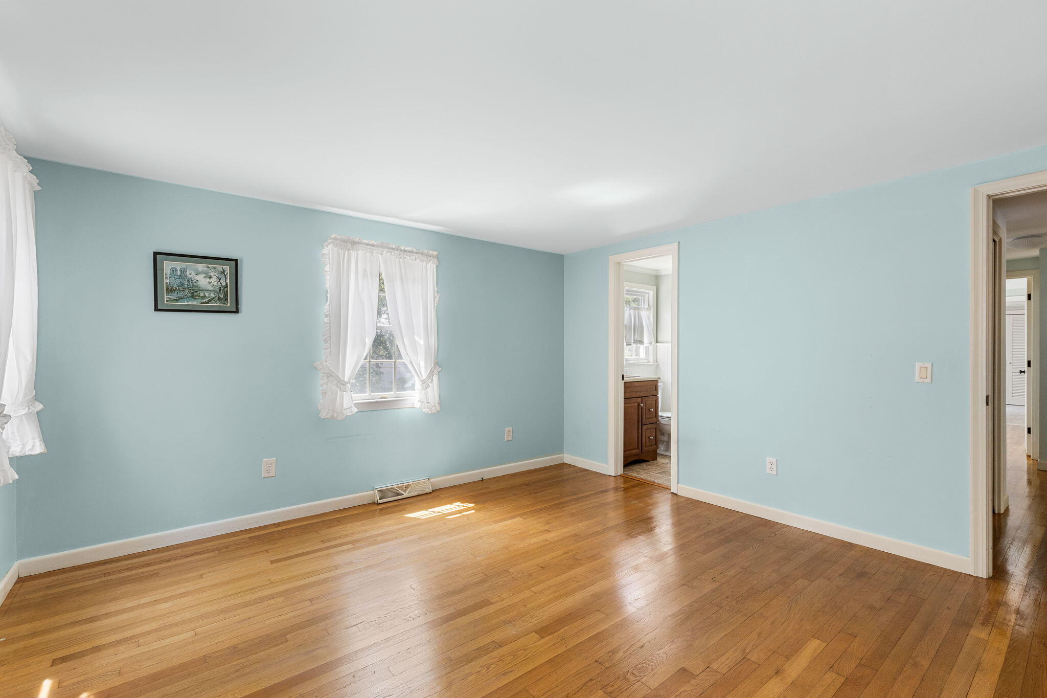 57 Astor Way