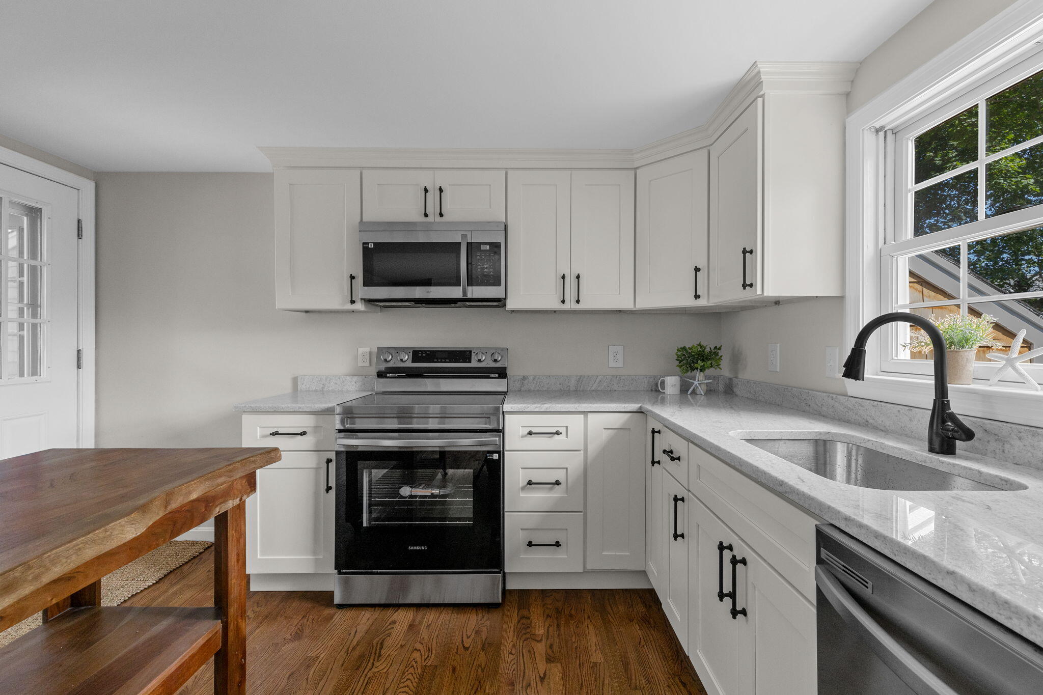 75 Capt York Road