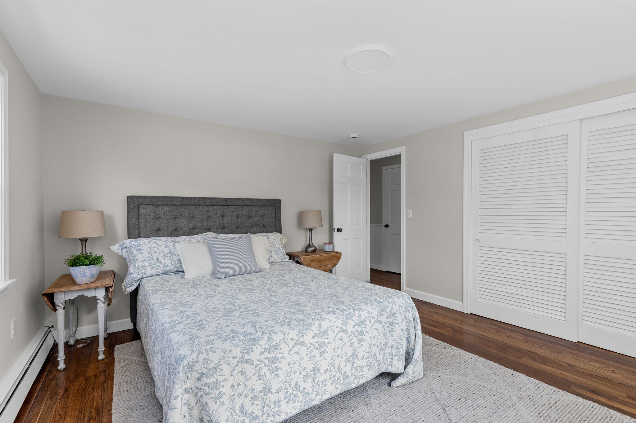75 Capt York Road