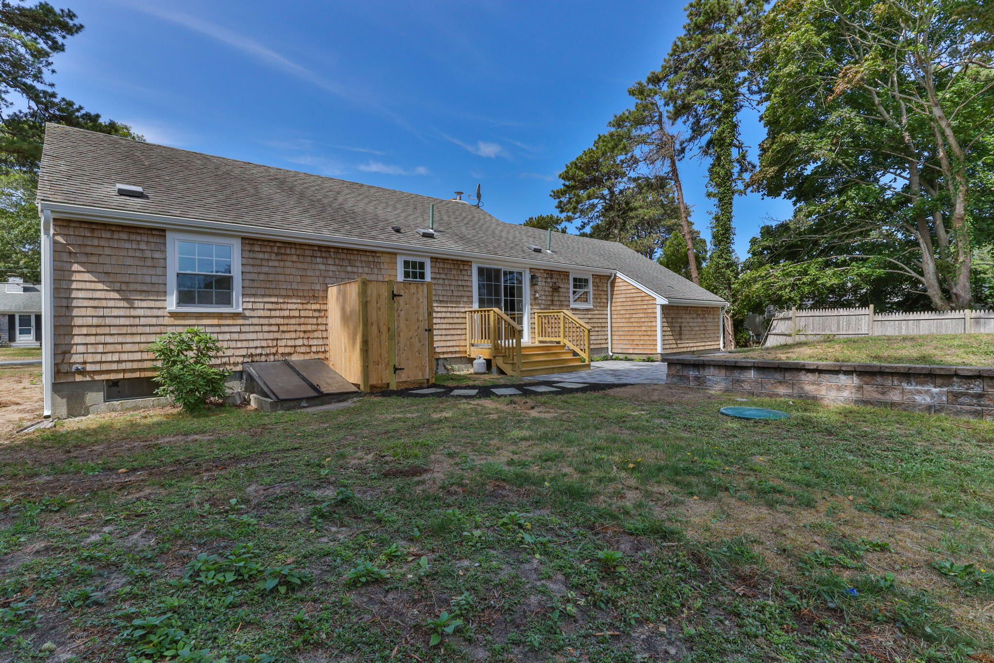 75 Capt York Road
