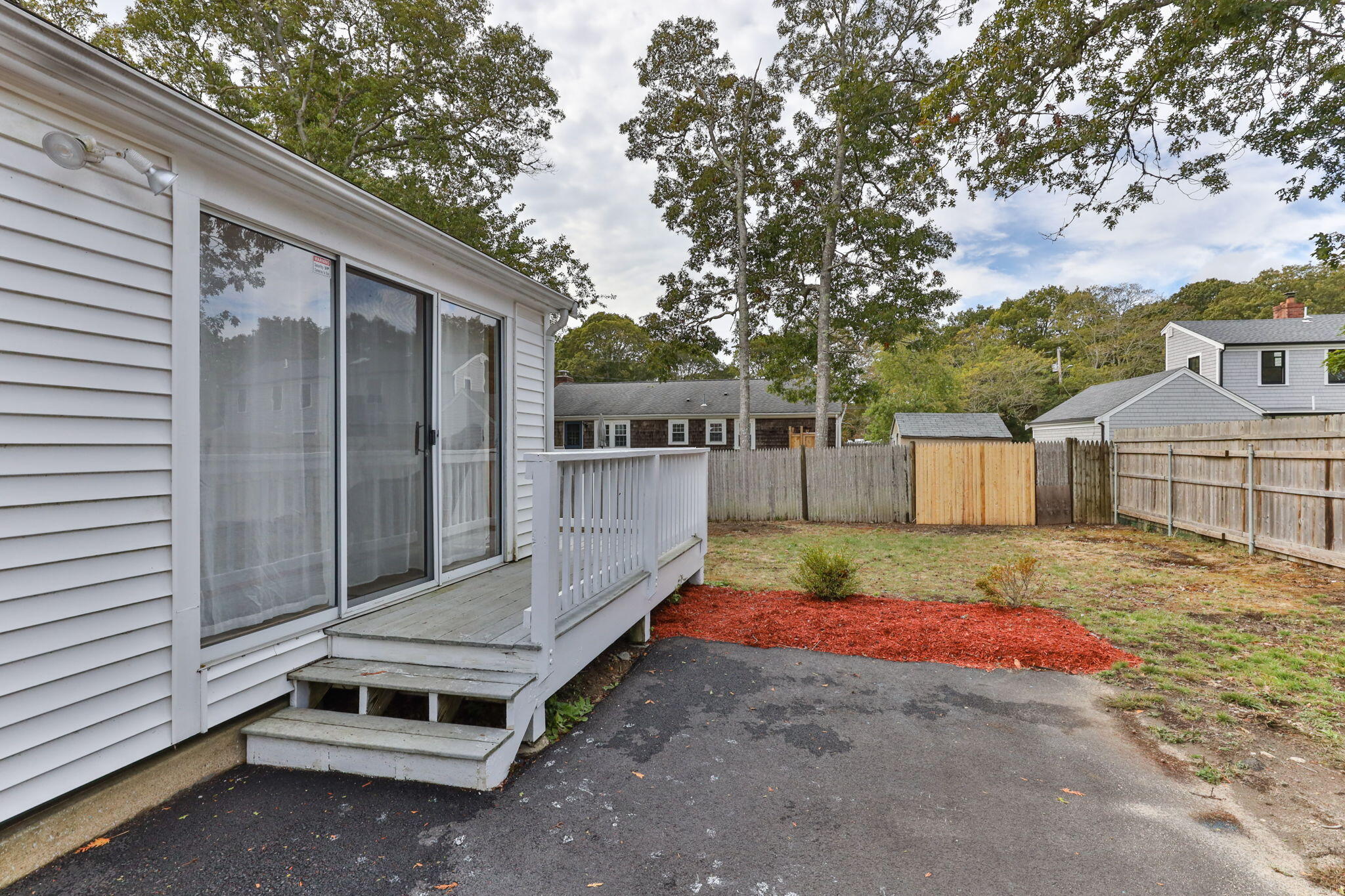 141 Dolphin Lane