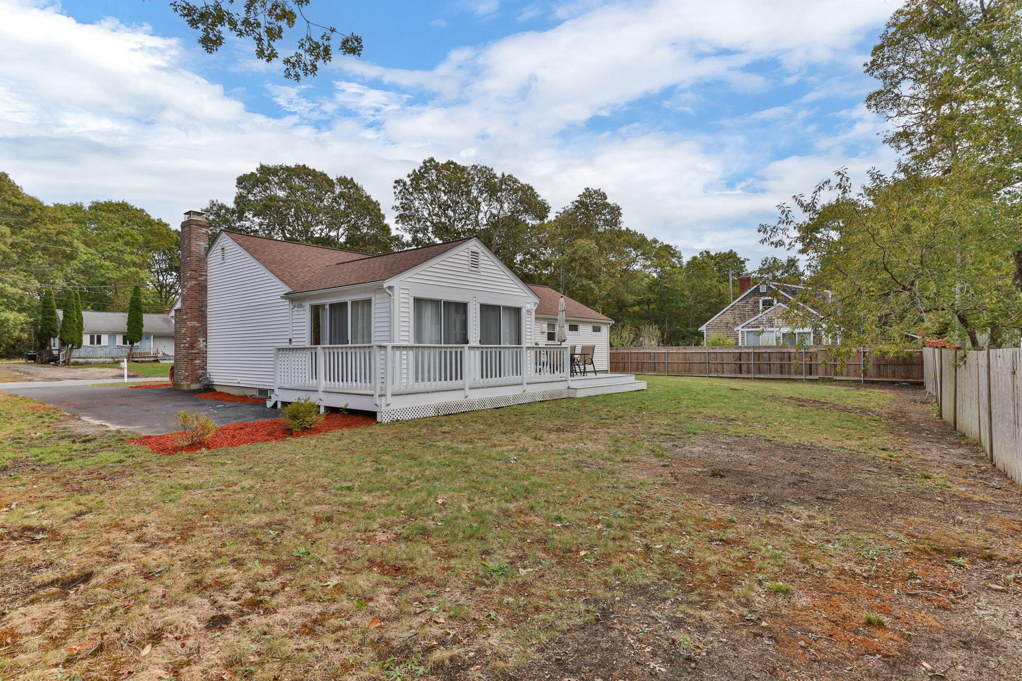 141 Dolphin Lane