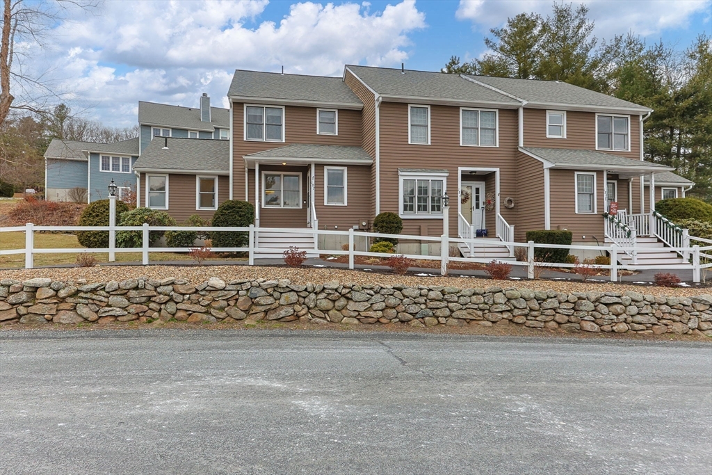 187 Laurelwood Dr # 187