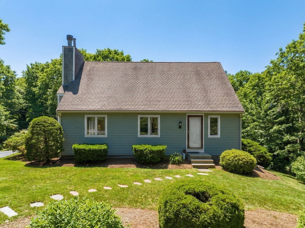 17 Claus Way