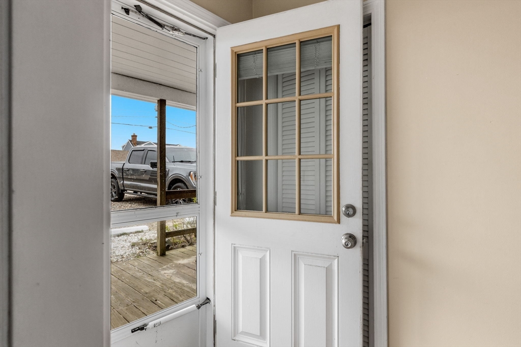 538 Shore Rd # 4