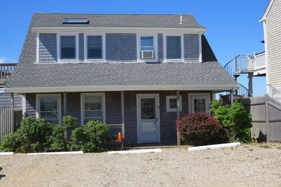 538 Shore Rd # 4