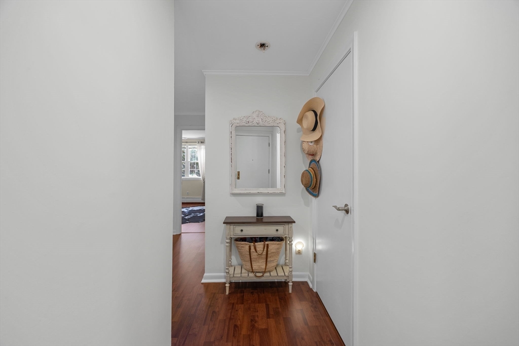 12 Candlewood Ln # 7 Unit: 1-7