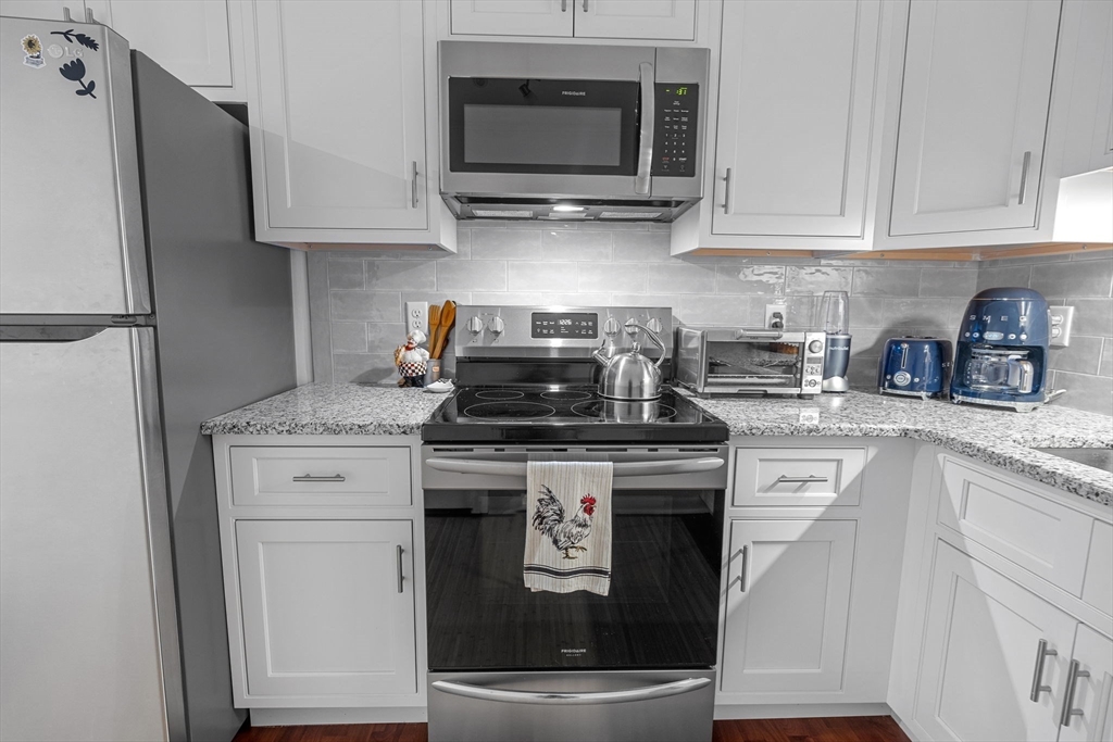 12 Candlewood Ln # 7 Unit: 1-7