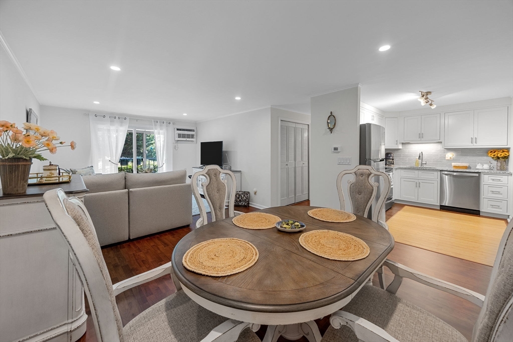 12 Candlewood Ln # 7 Unit: 1-7