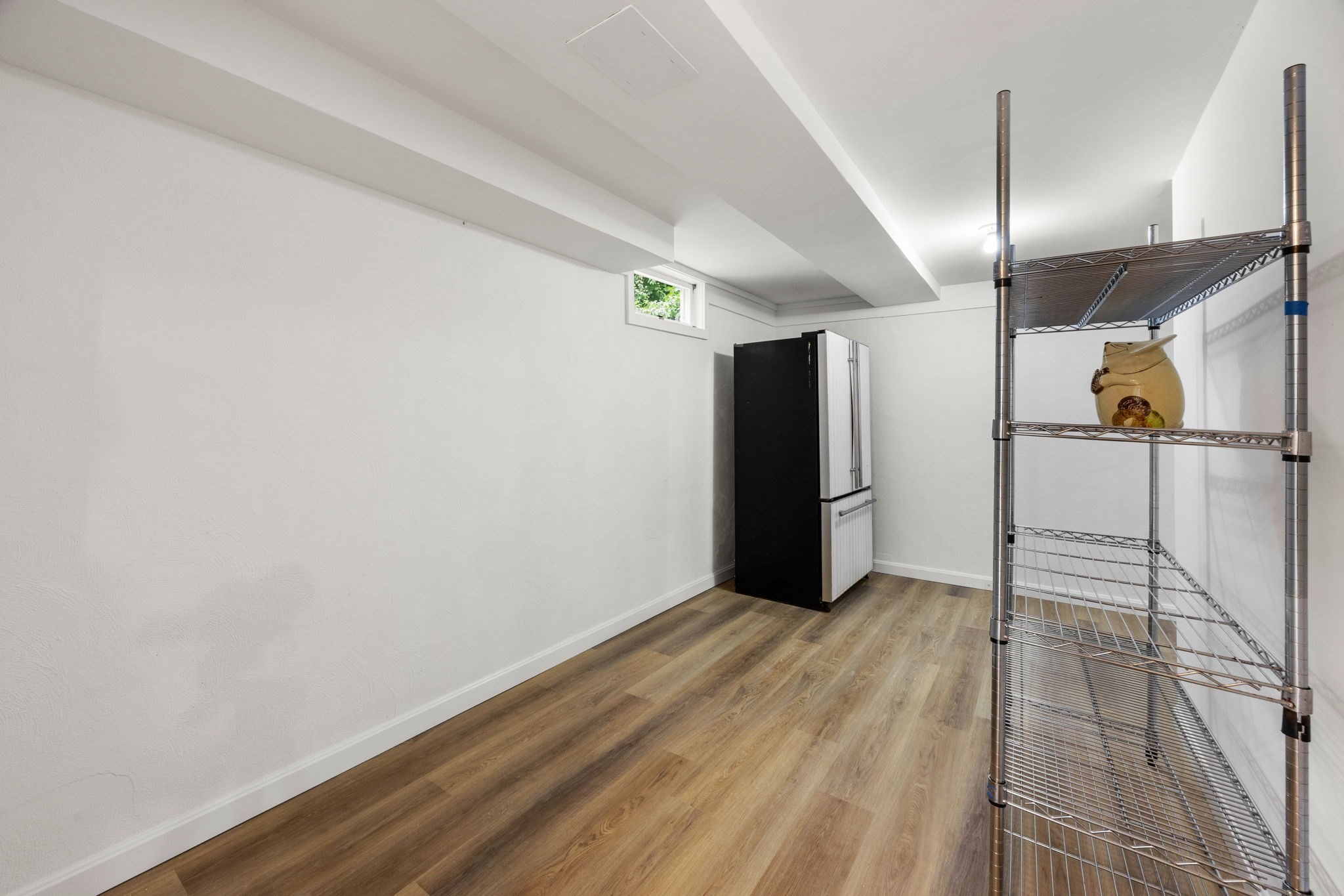 33 Lakefield Rd