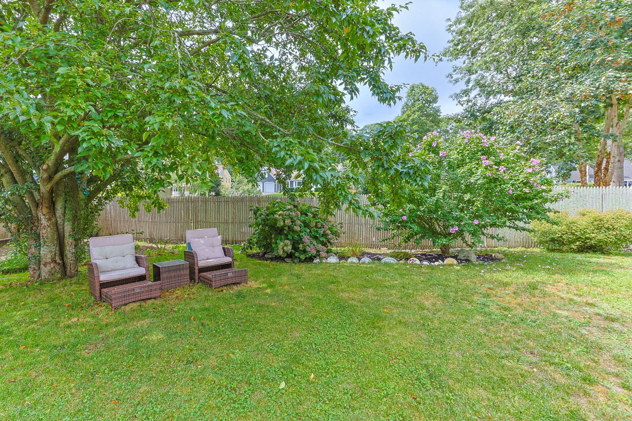 33 Lakefield Rd