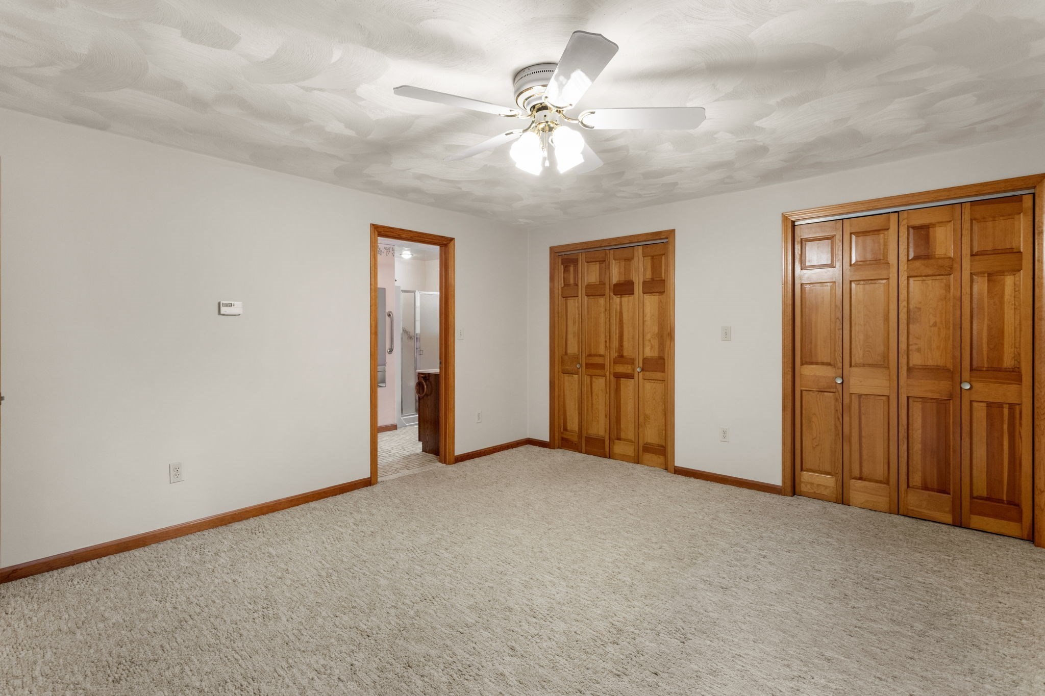 187 Thayer St