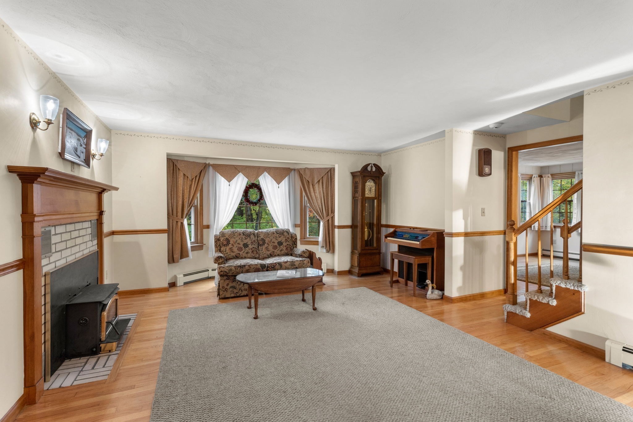 187 Thayer St