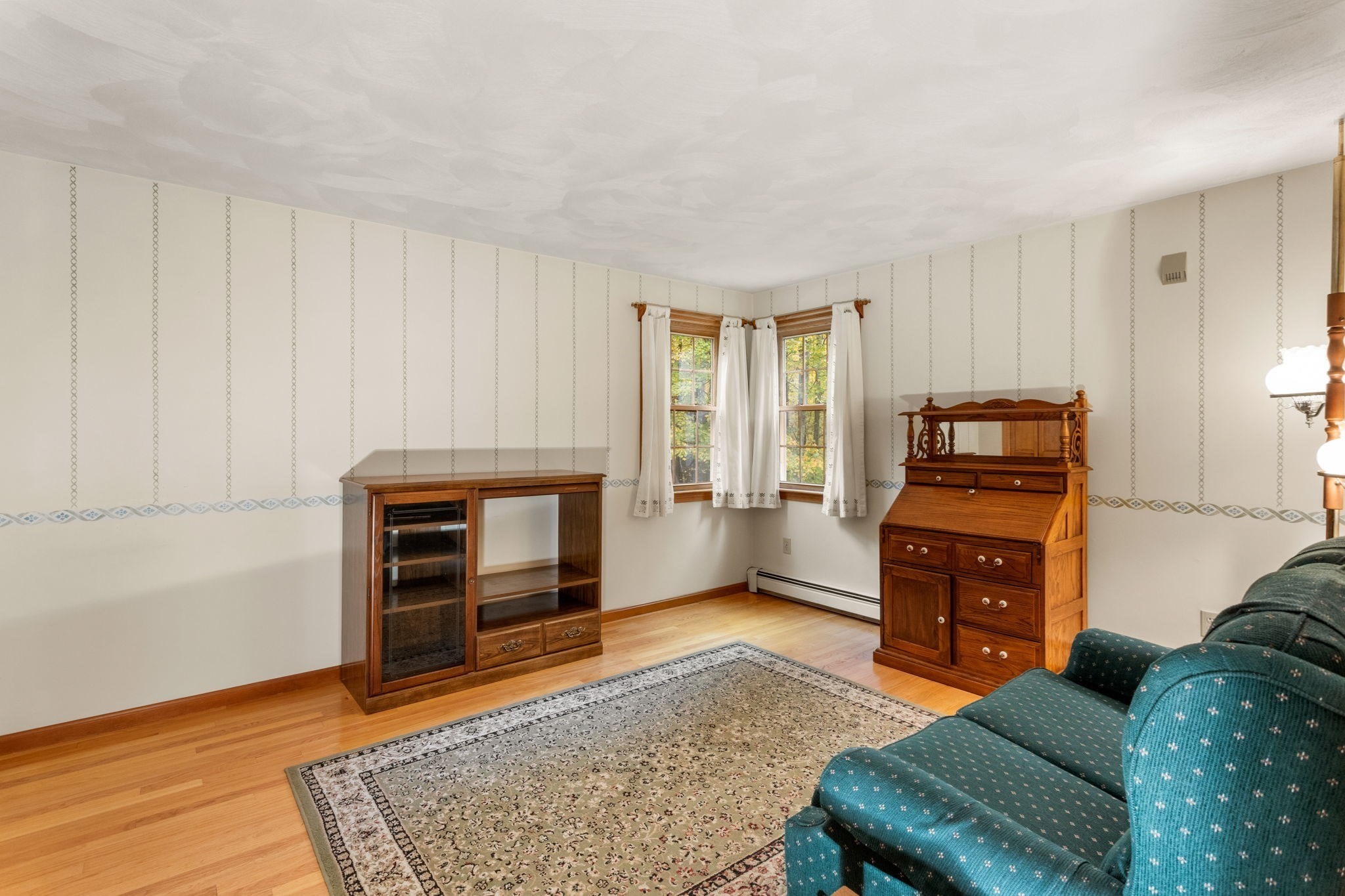 187 Thayer St