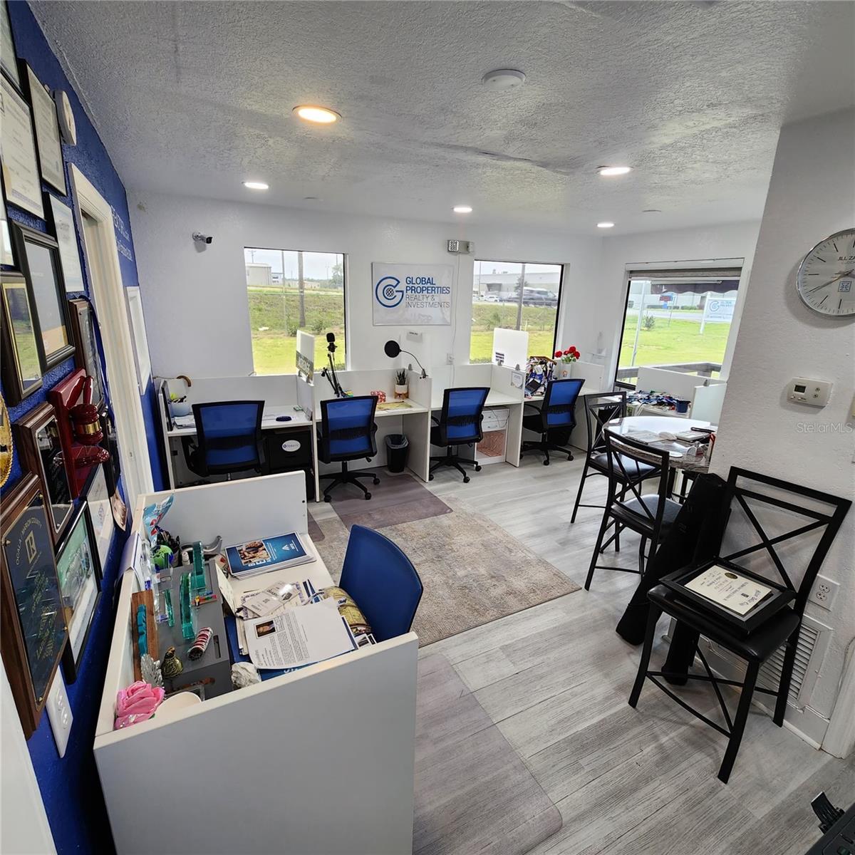 909 SW (HWY 200) 10TH ST