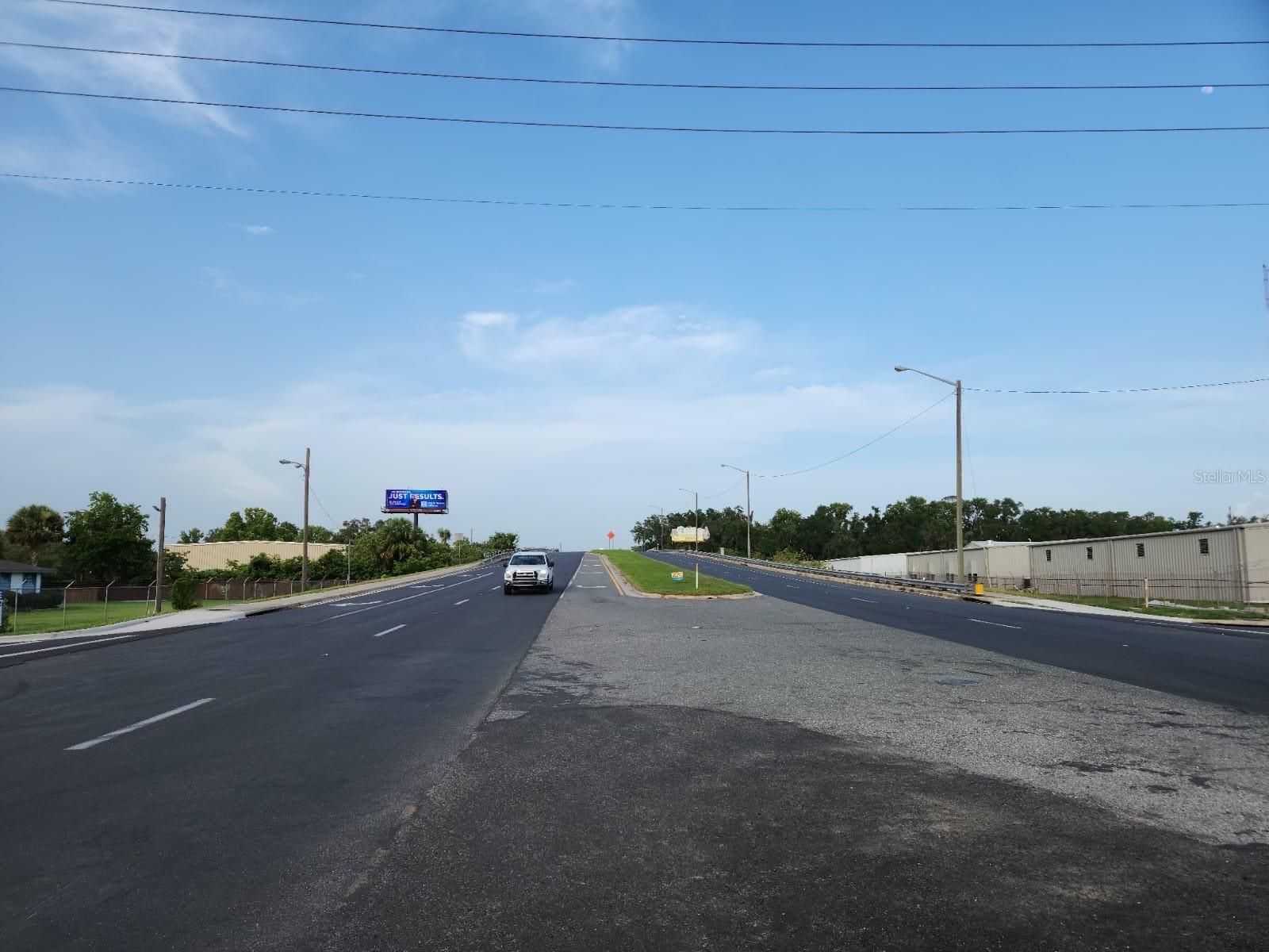 909 SW (HWY 200) 10TH ST