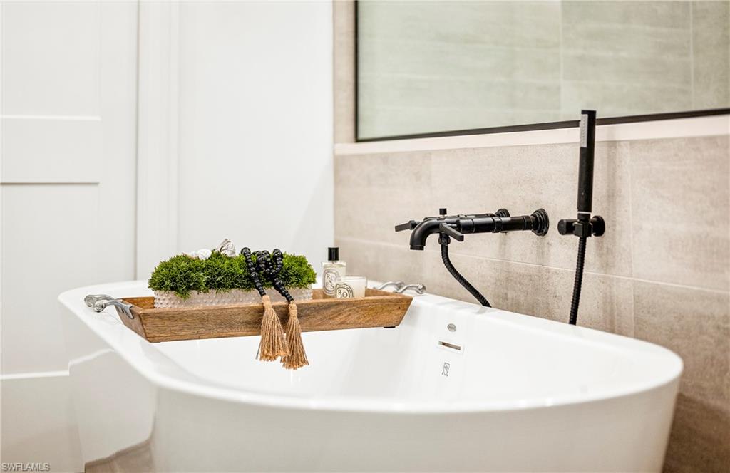 1115 Central AVE # 256