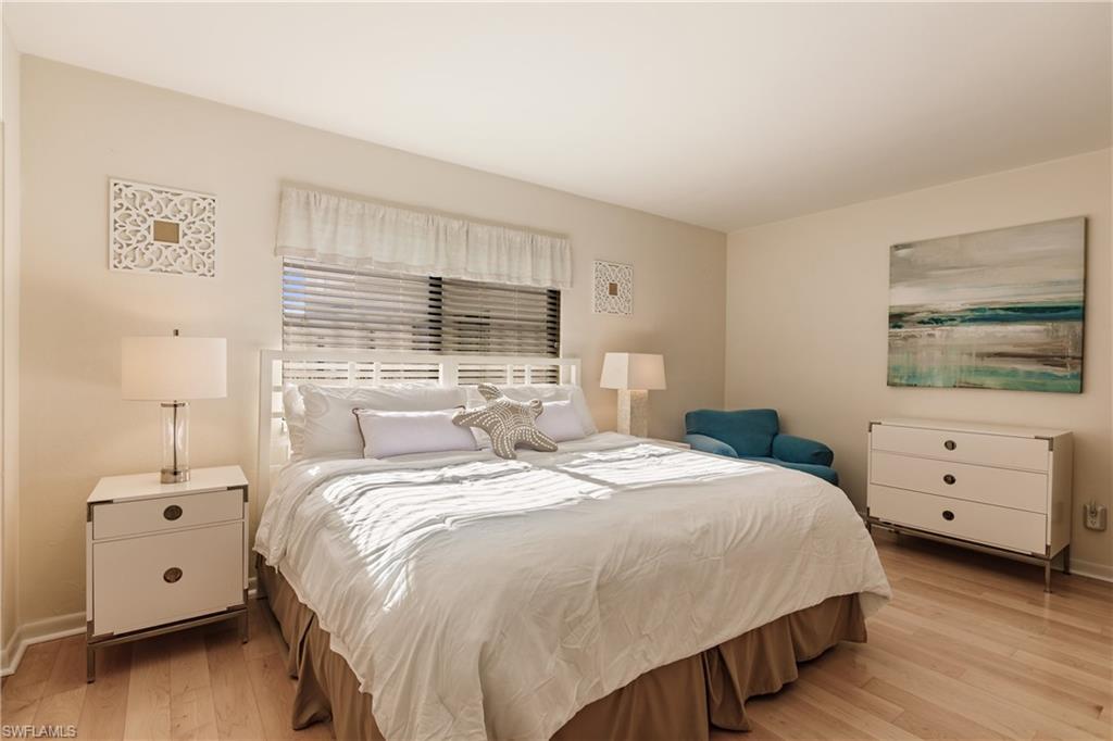 960 Swallow AVE Unit: 303