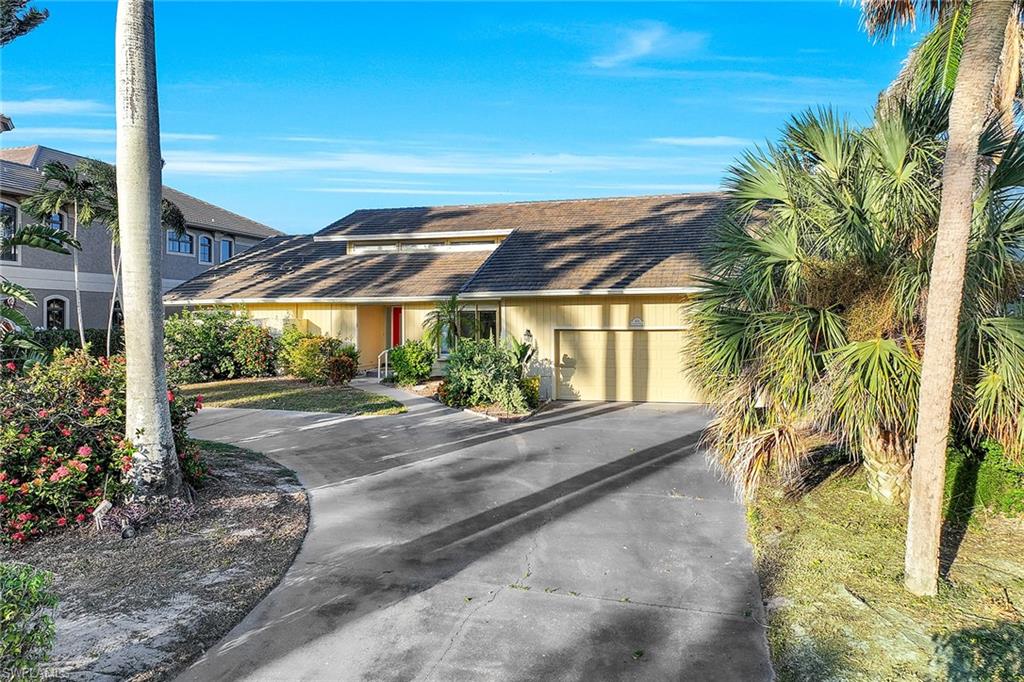 471 Pepperwood CT