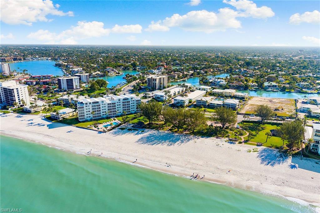 2100 Gulf Shore BLVD N # 107, NAPLES Unit: 107