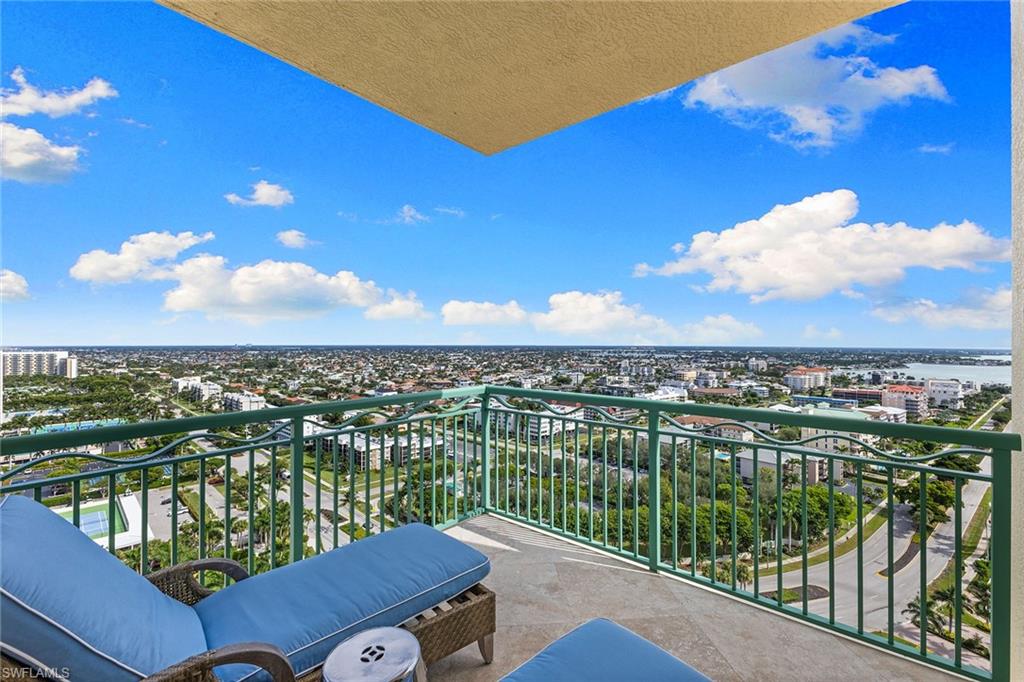 940 Cape Marco DR # 2006