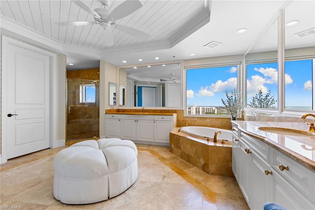 940 Cape Marco DR # 2006