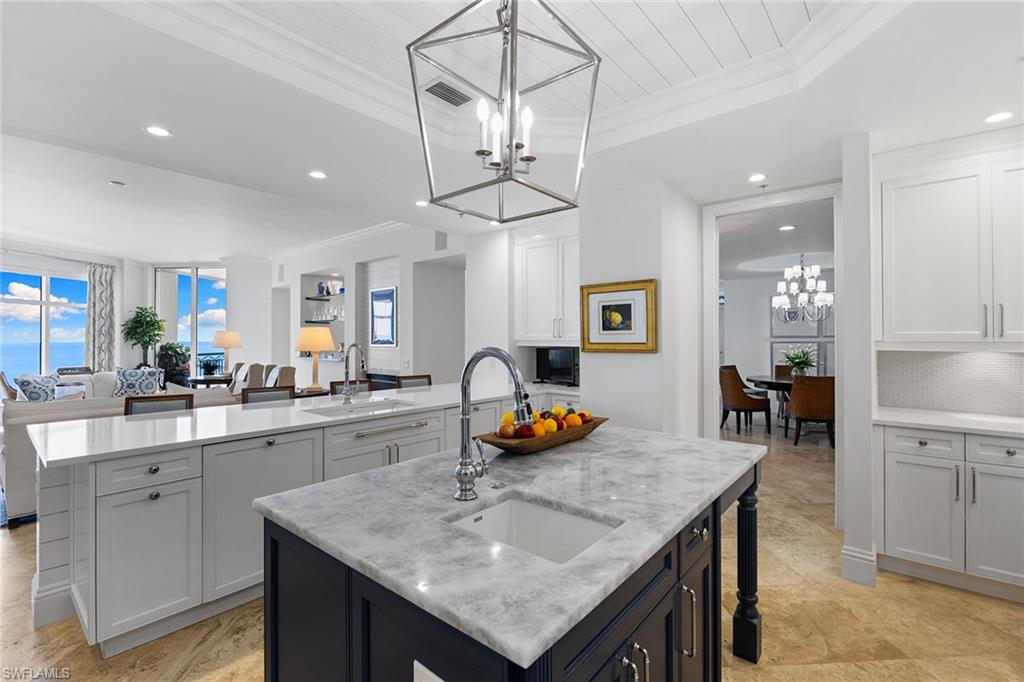 940 Cape Marco DR # 2006