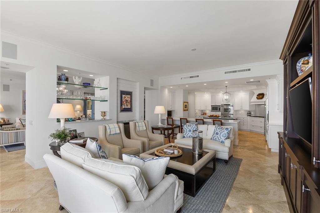 940 Cape Marco DR # 2006