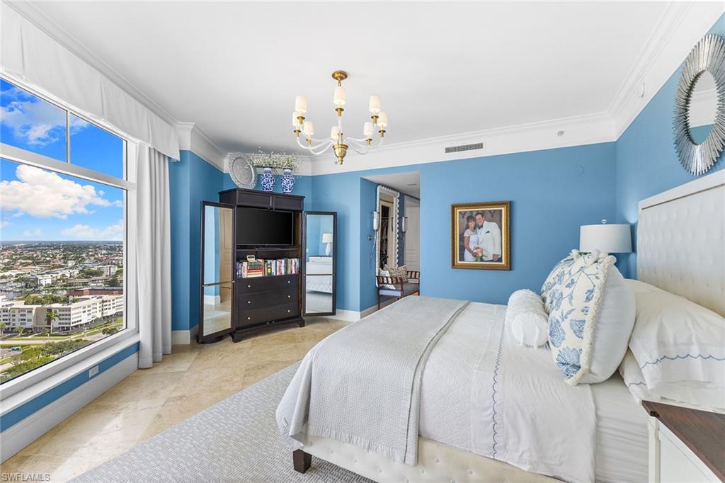 940 Cape Marco DR # 2006