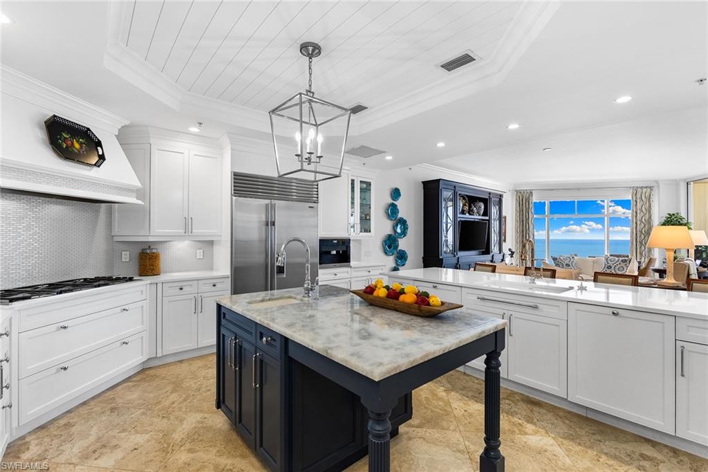 940 Cape Marco DR # 2006