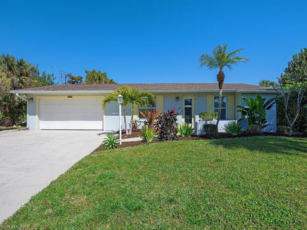 3165 Lakeview DR