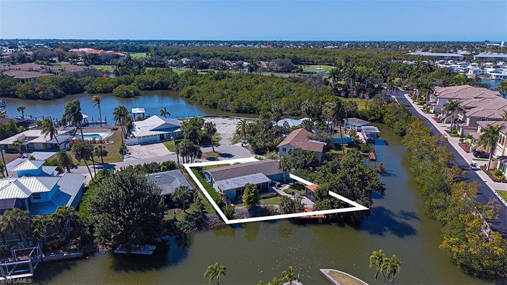 3165 Lakeview DR
