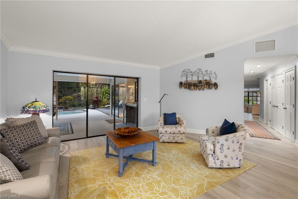 2259 QUEENS WAY
