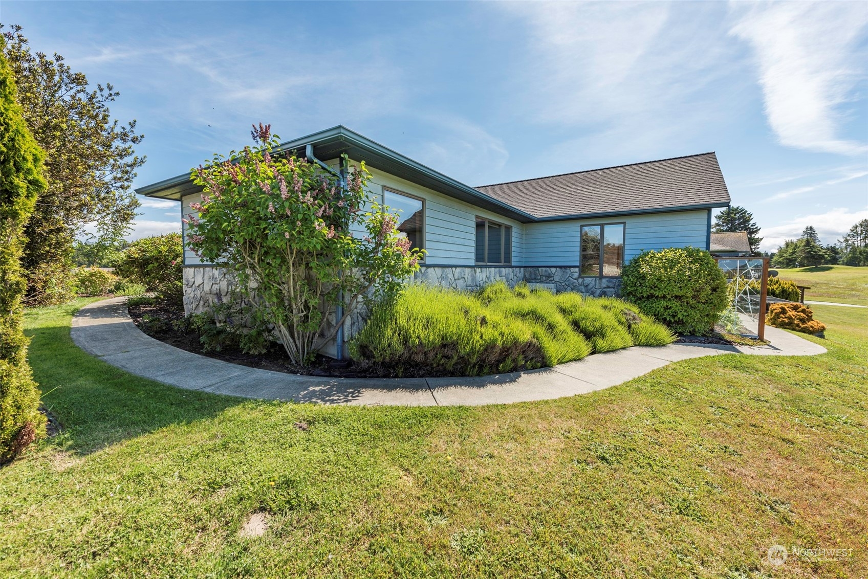 190 Lone Eagle Lane