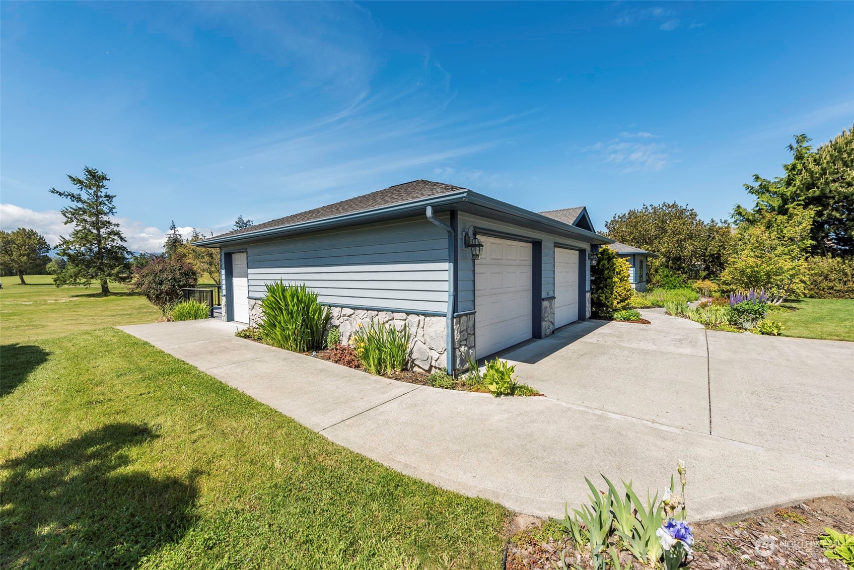 190 Lone Eagle Lane