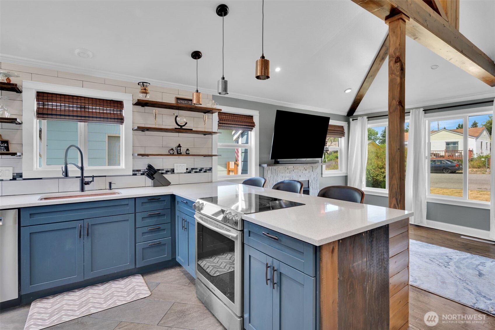 2129 Parker Place