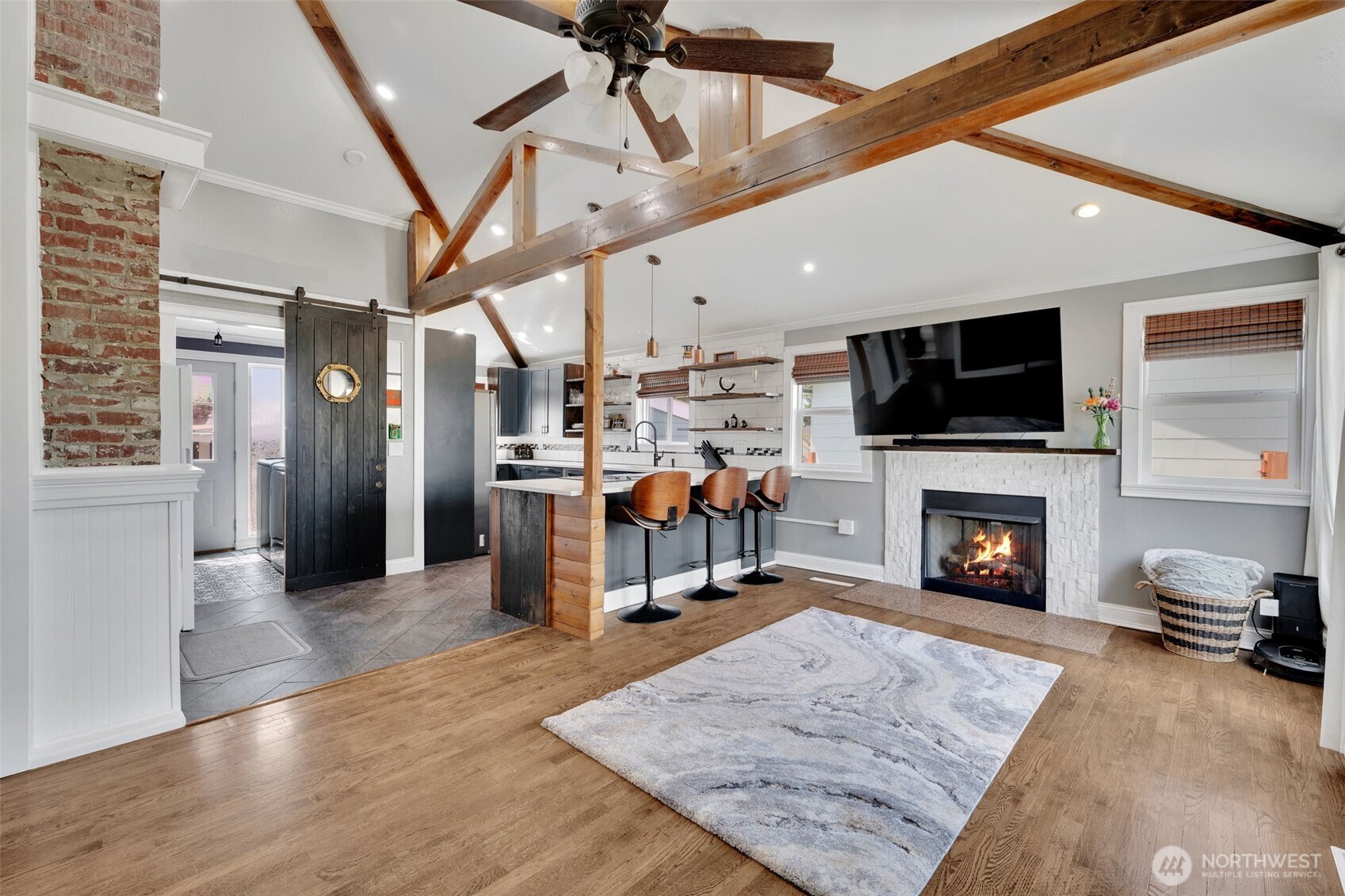 2129 Parker Place