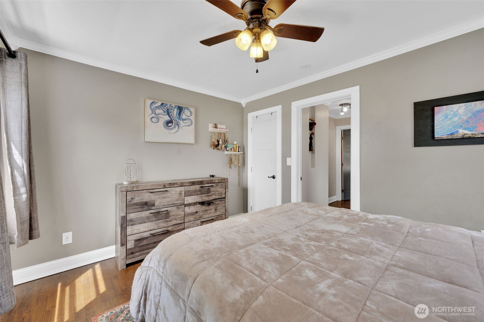 2129 Parker Place