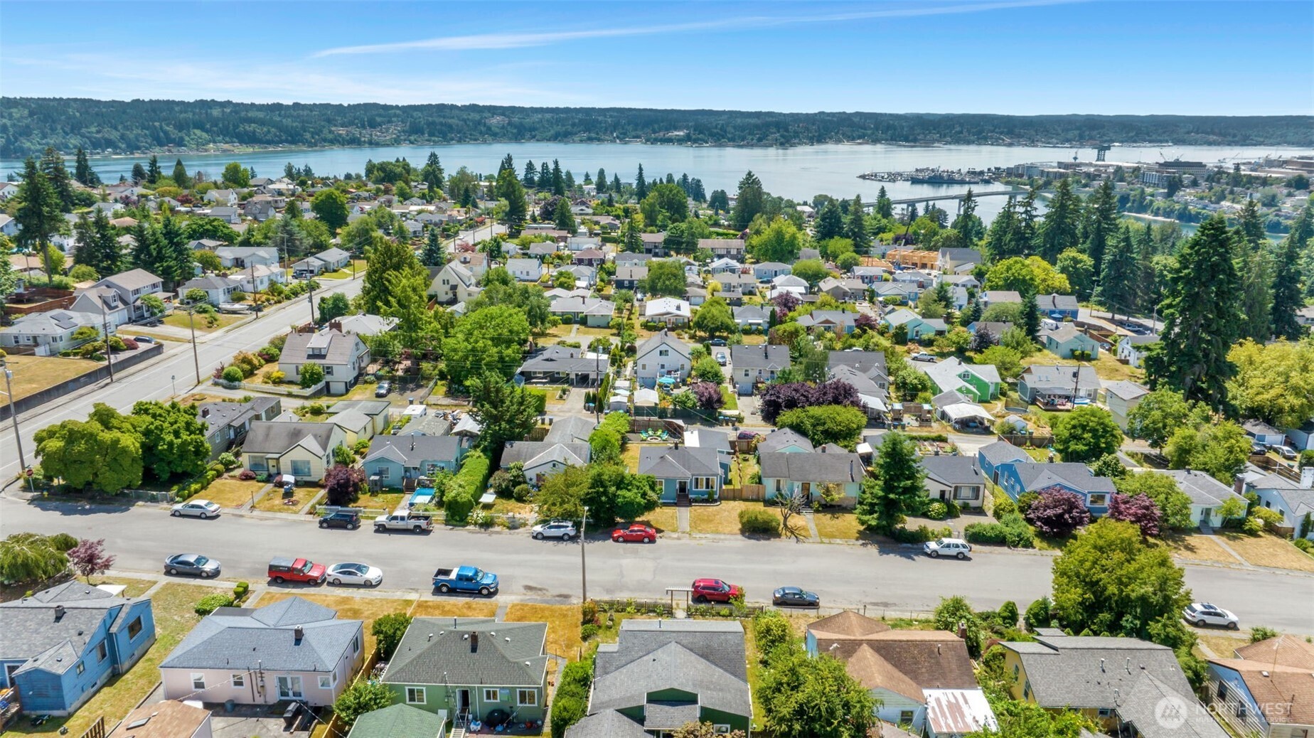 2129 Parker Place
